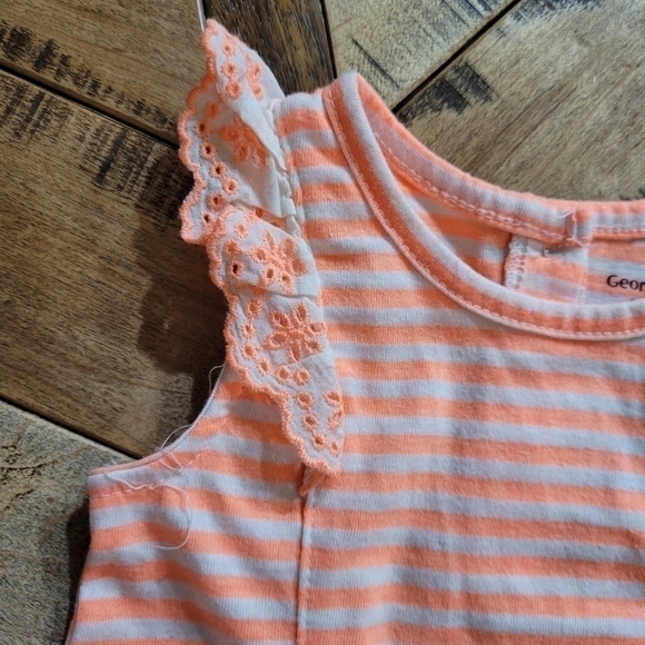 3-6month baby onesie romper - Picture 3 of 4